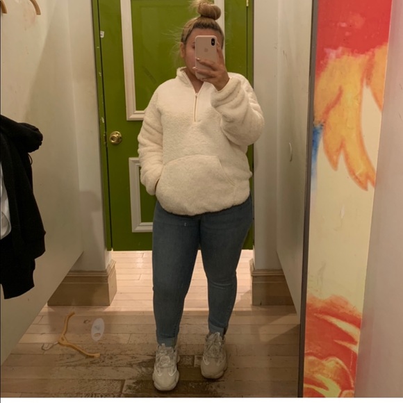 NWOT HALF ZIP FUZZY FUR COAT - Picture 3 of 3